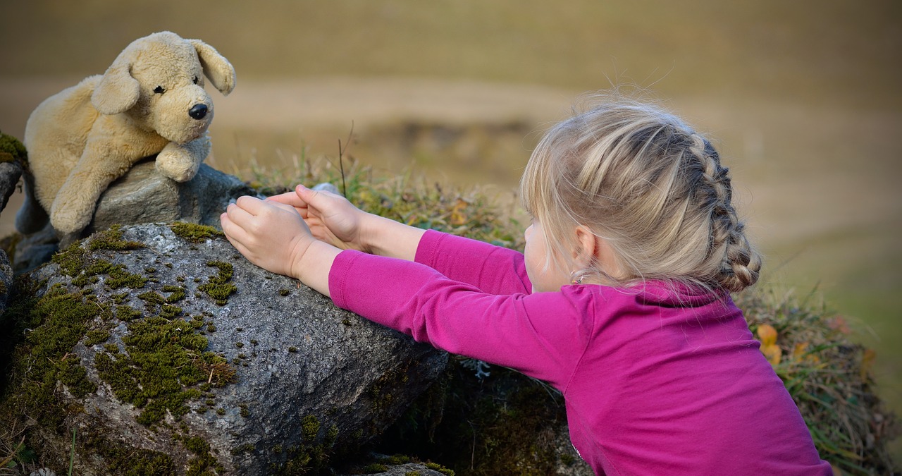 child nature girl free photo