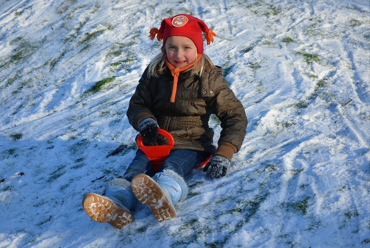 child winter fun free photo