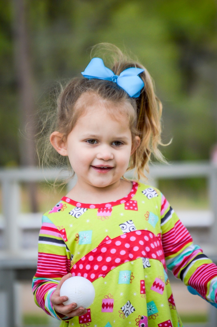 child girl playing free photo