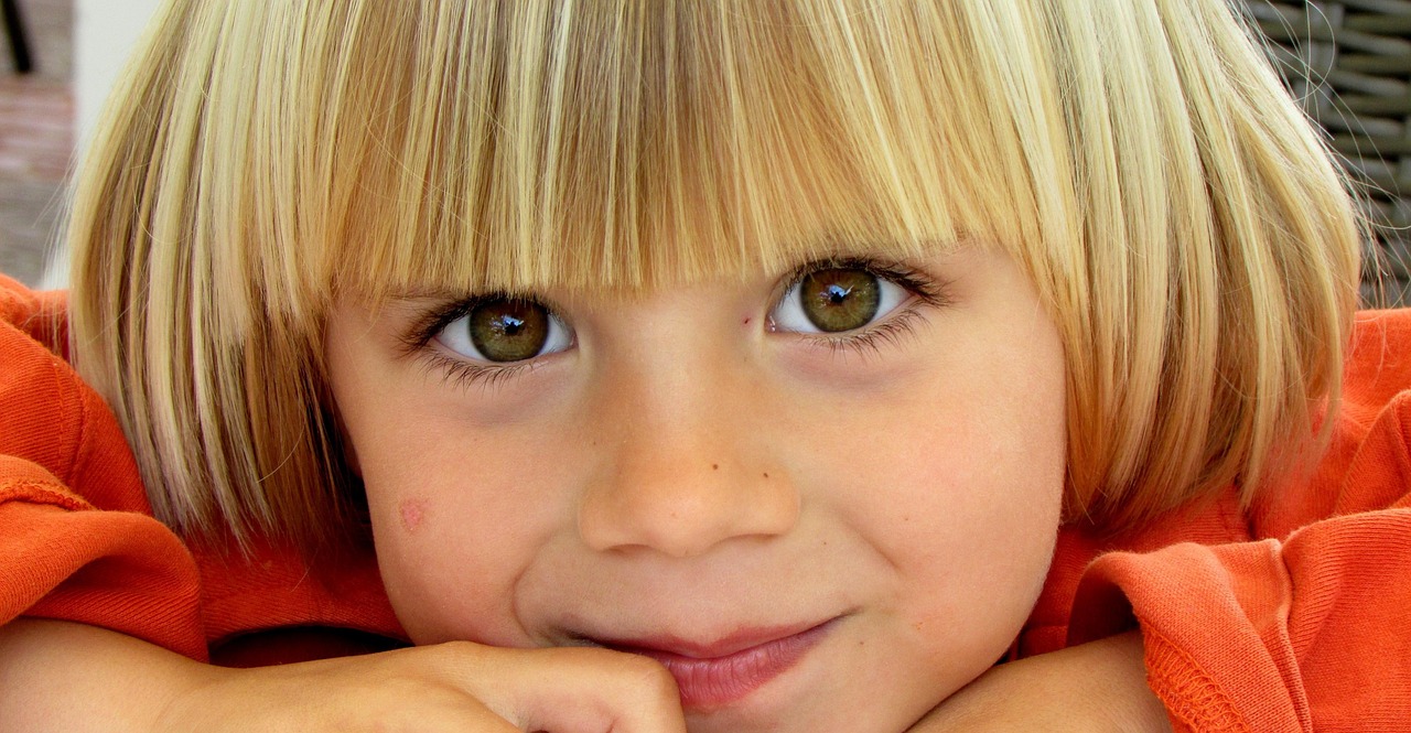 child blond small free photo