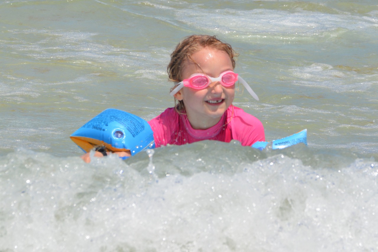 child girl surf free photo