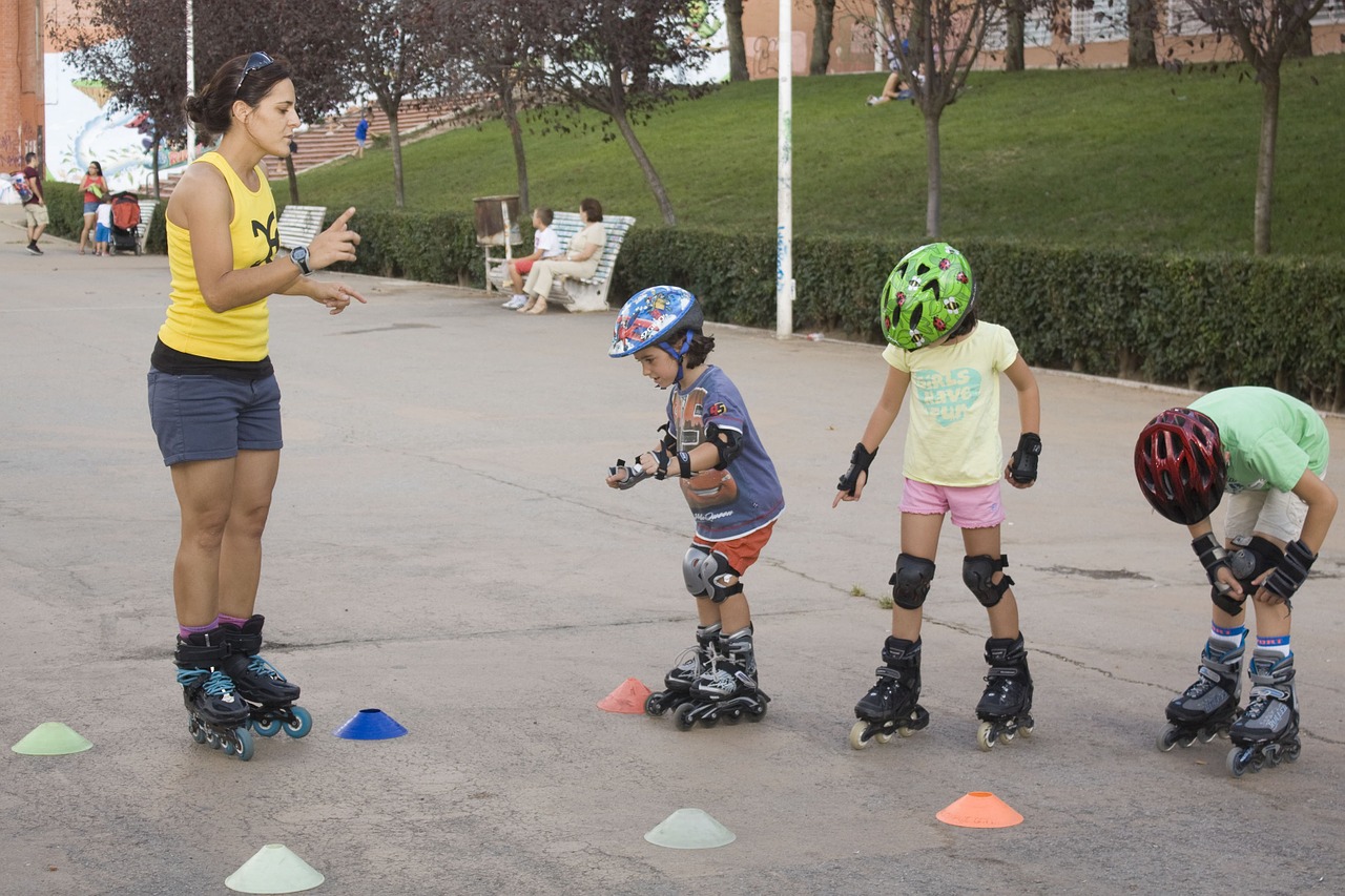 children skating fun free photo