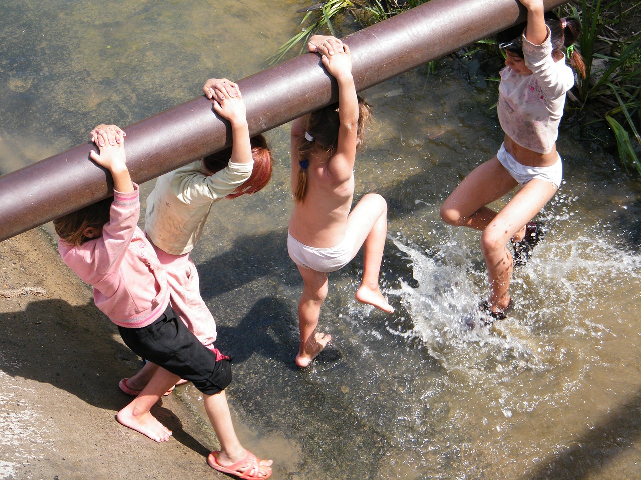 children bathing gypsies free photo