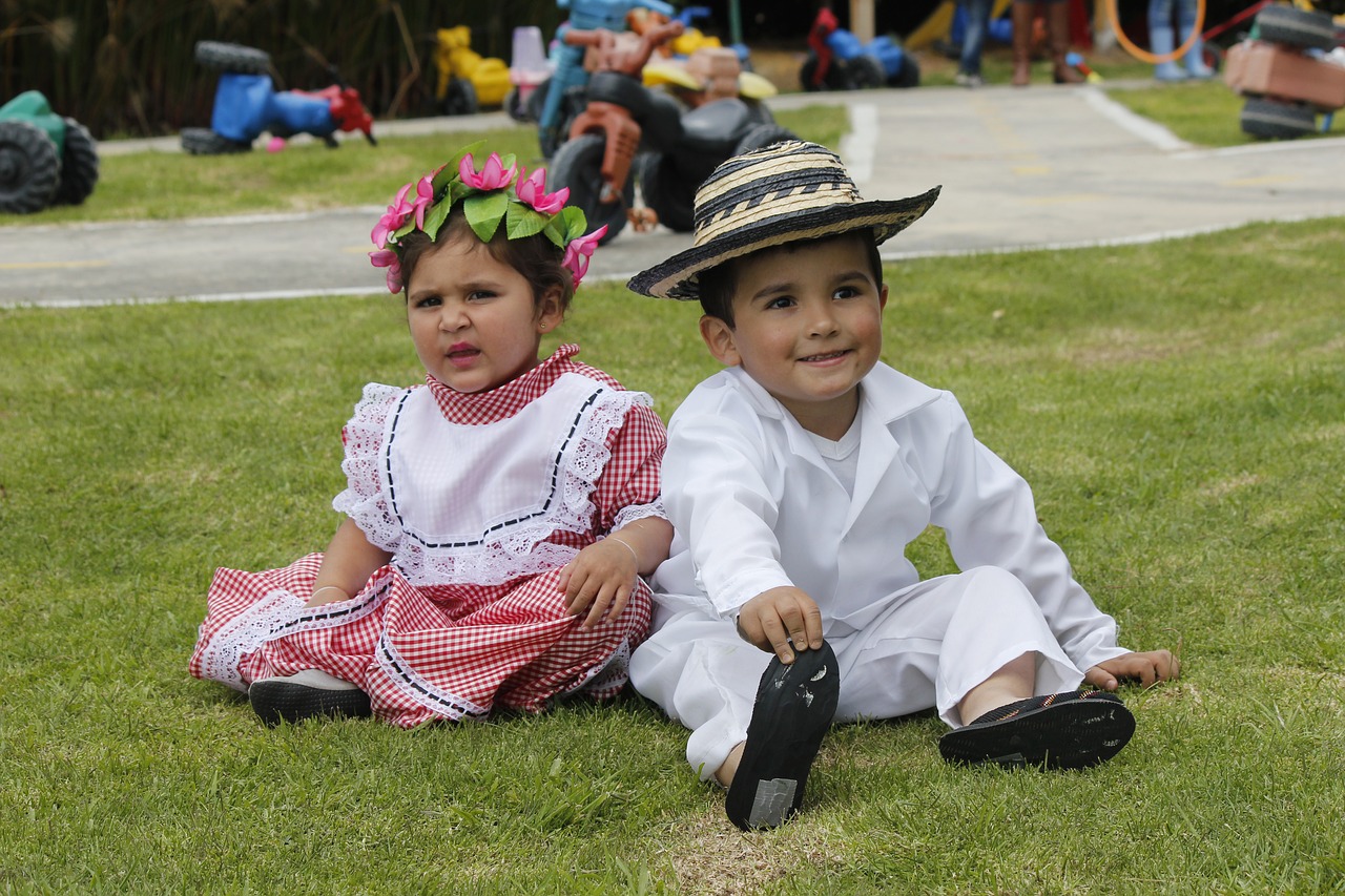 children latino folklore free photo