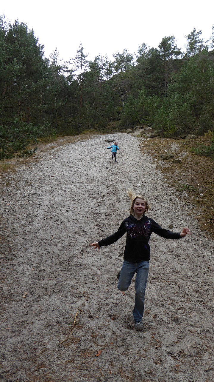 children race play free photo