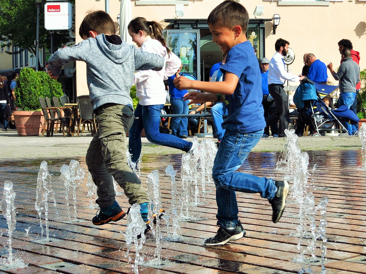 children water feature friedrichshafen free photo