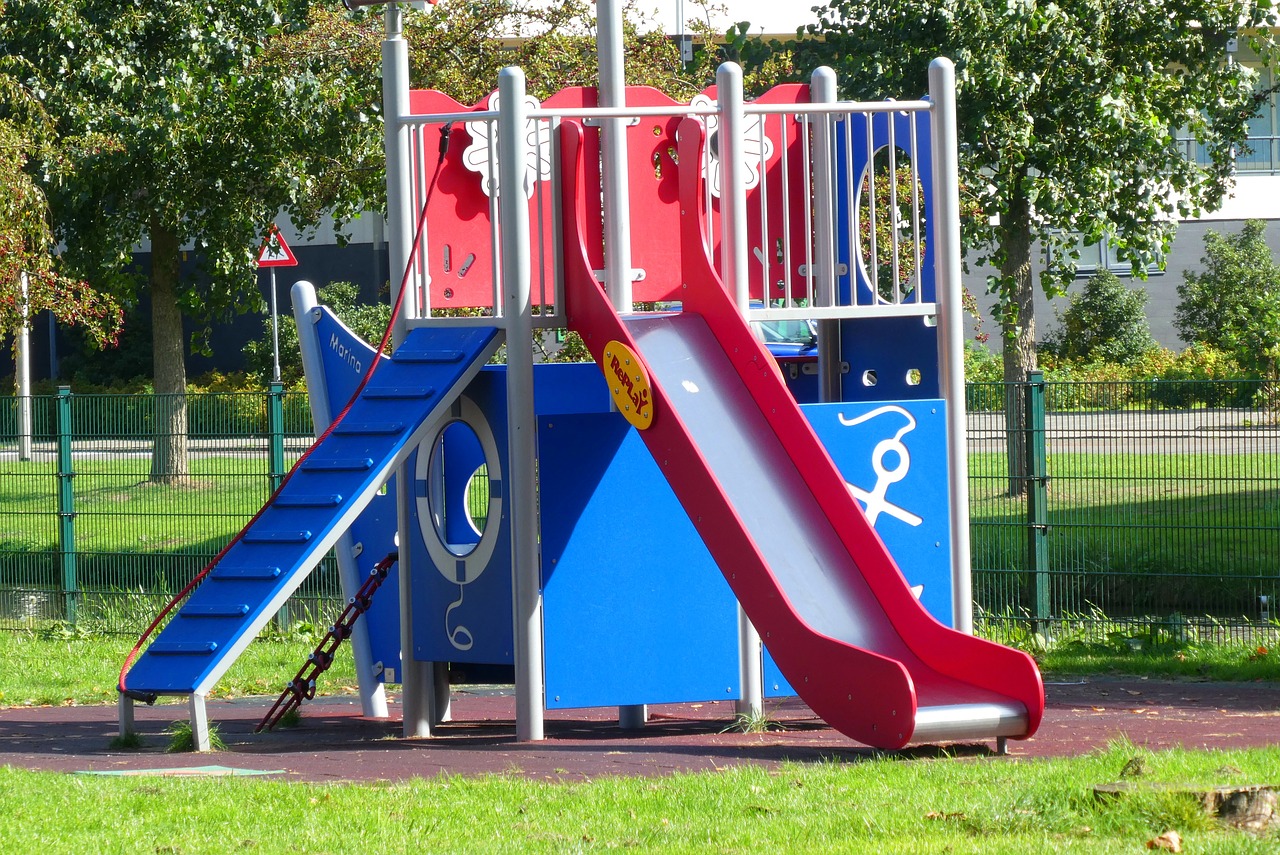 children's playground  slide  klimtoestel free photo