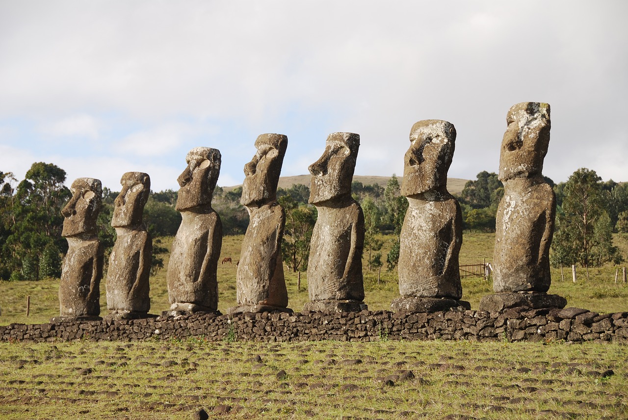 chile easter island sculpture free photo
