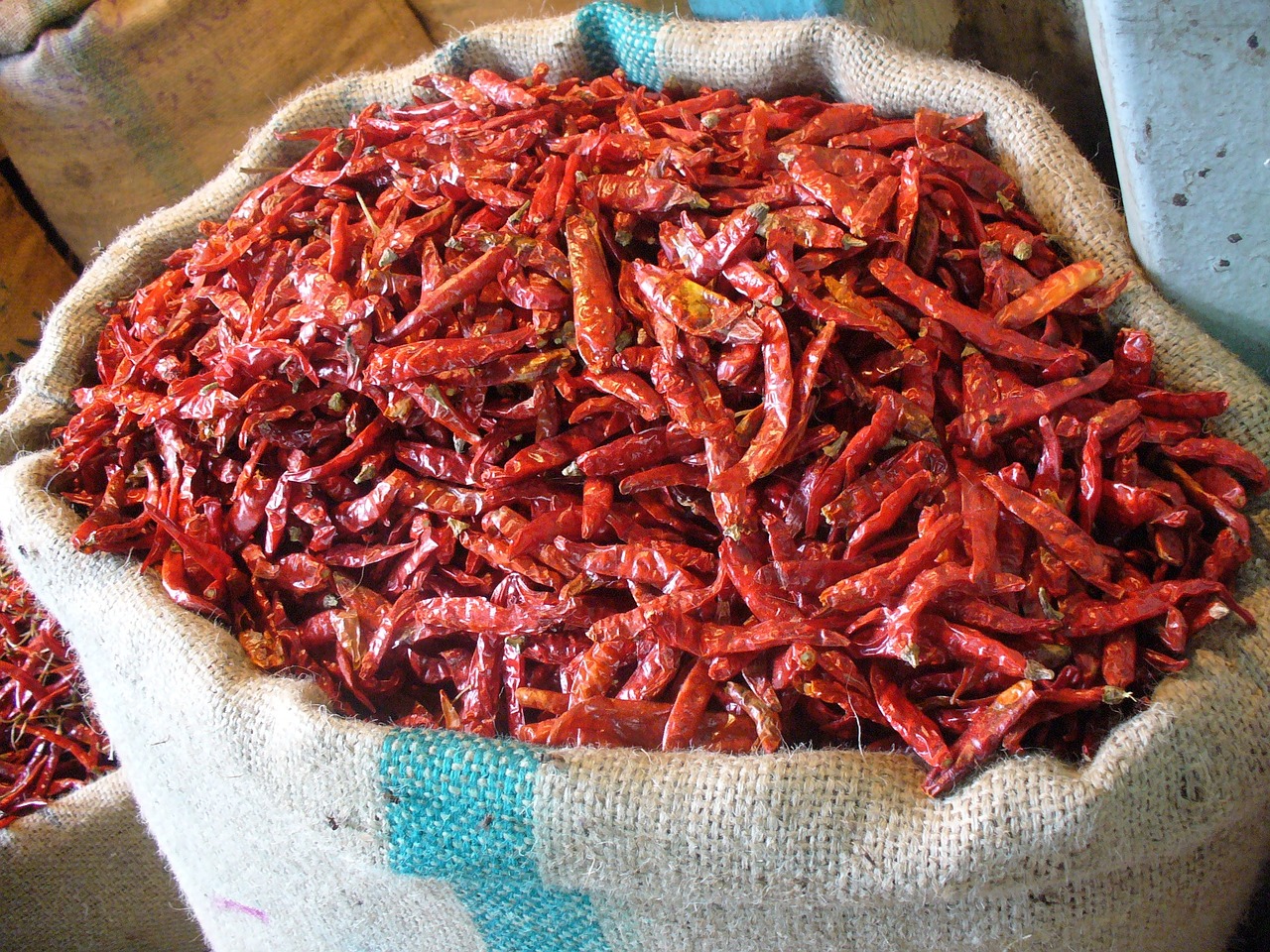 chili mumbai market free photo