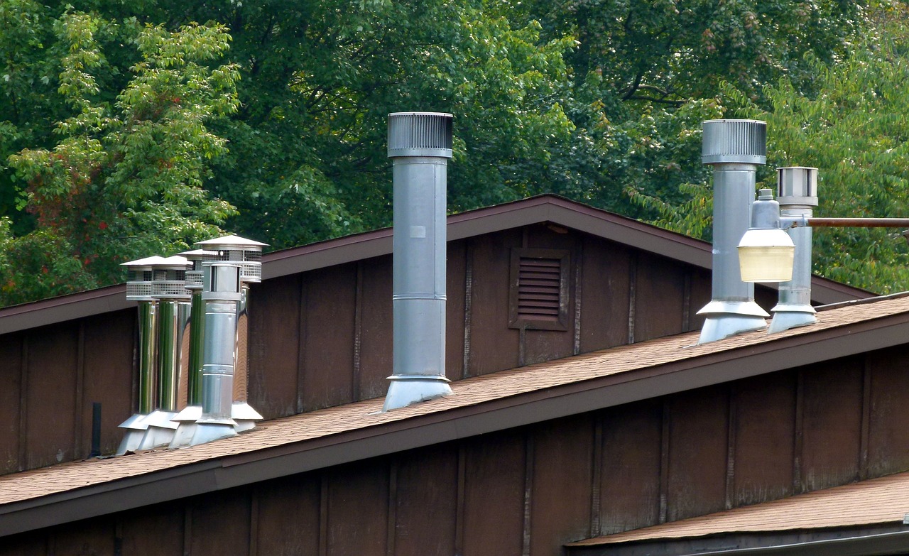 chimney small roof free photo