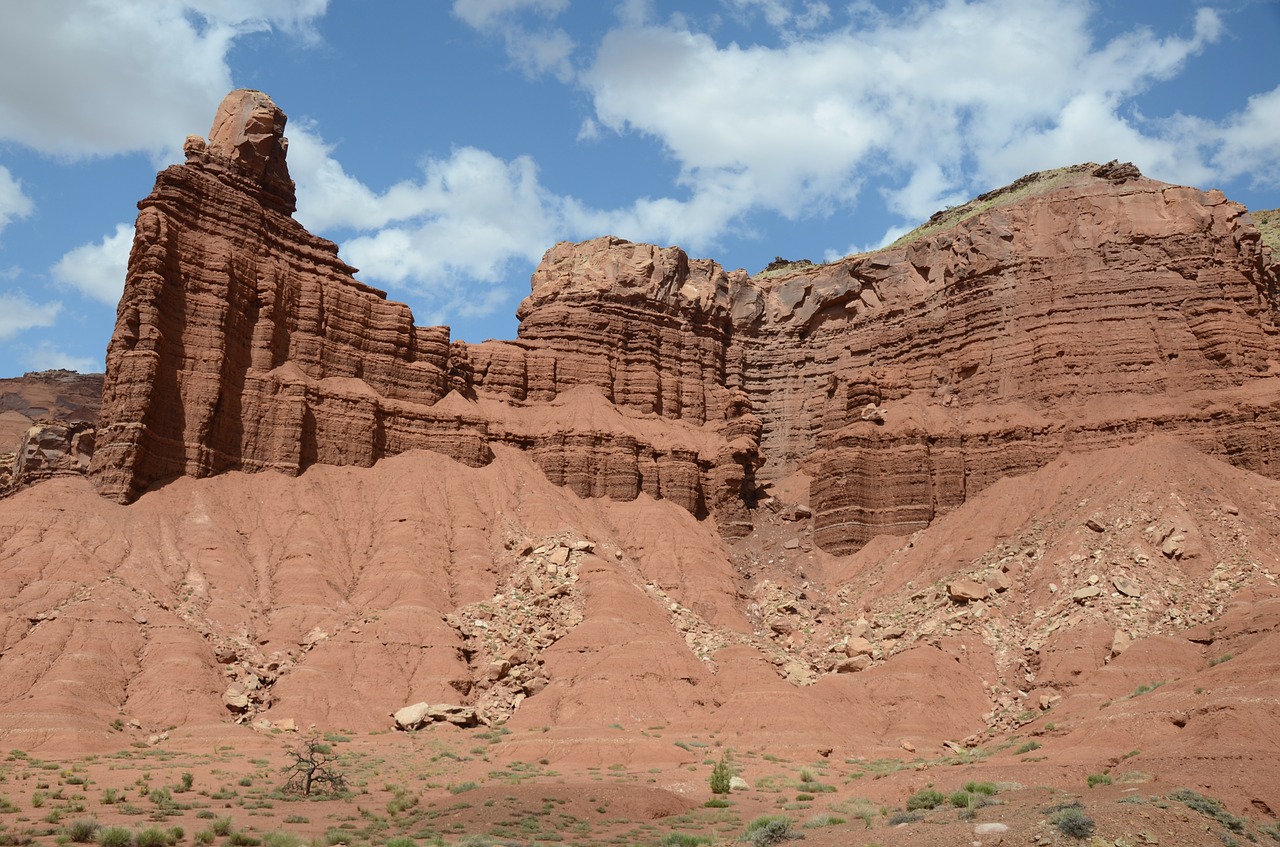 chimney rock utah capitol reef national park free photo