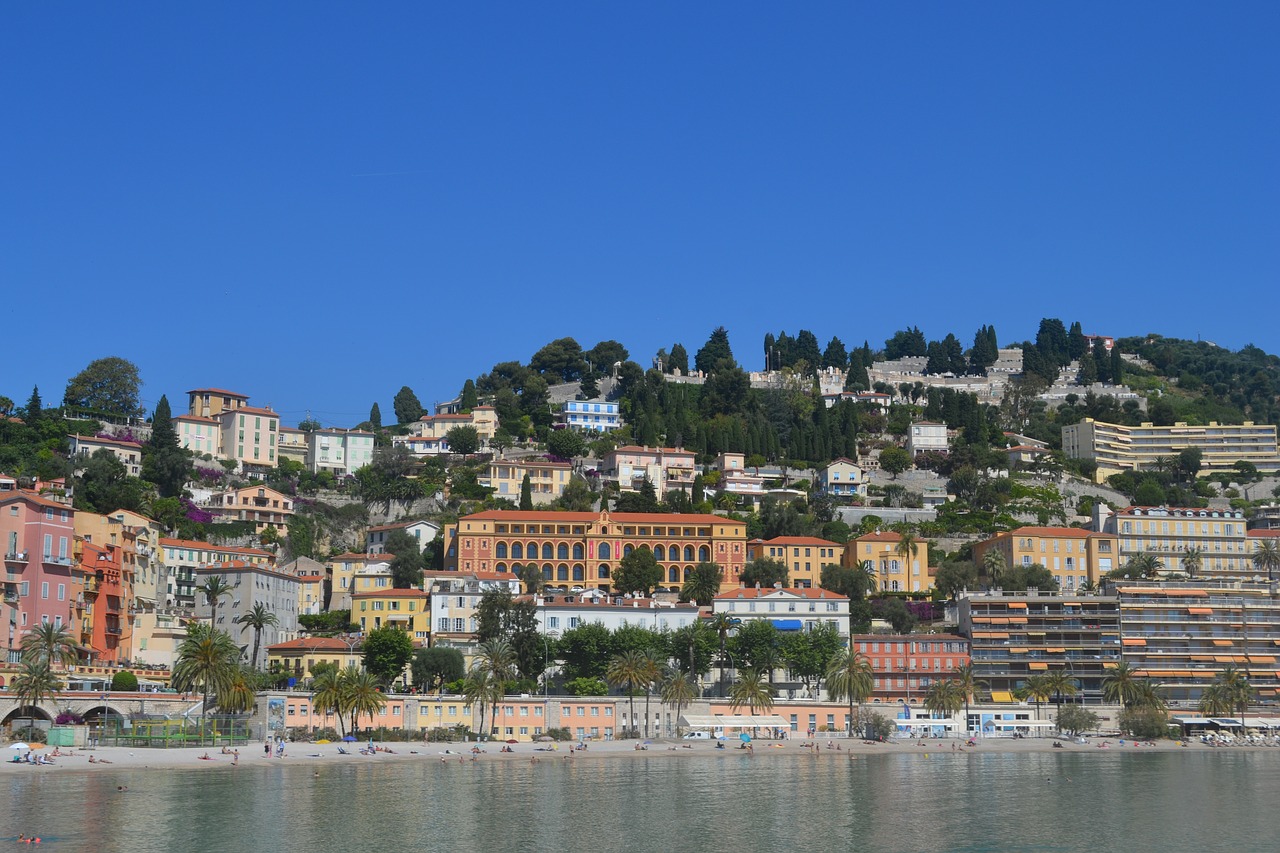 chin  french riviera  mediterranean free photo