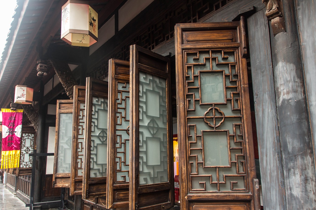 china window facade free photo