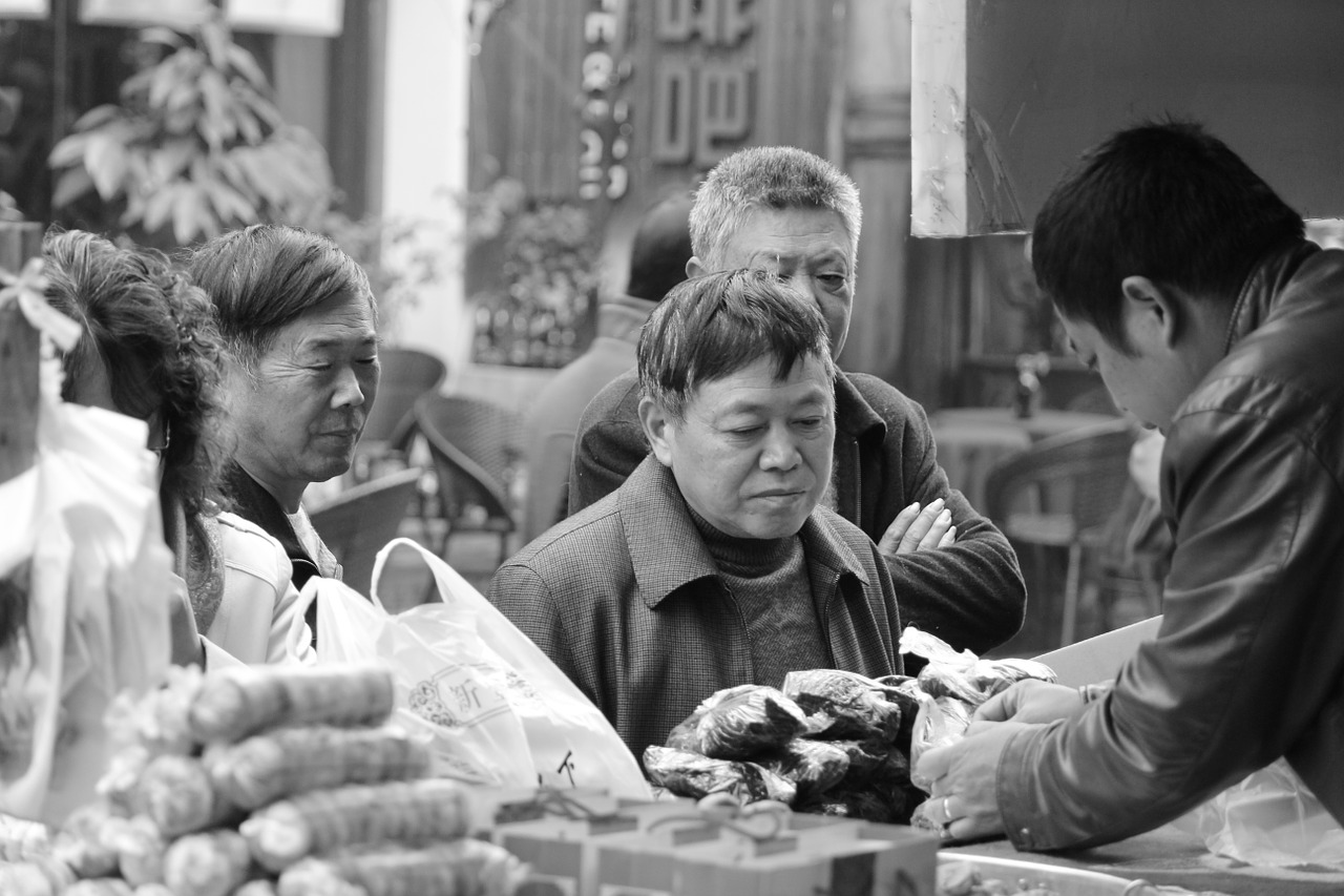 china men sale free photo