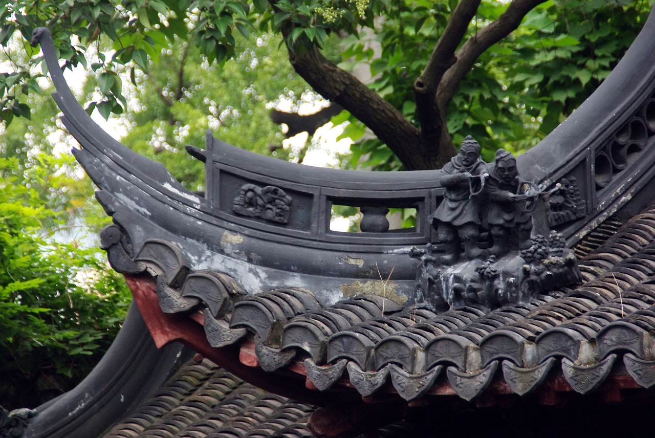 china roofing roof sculpture free photo