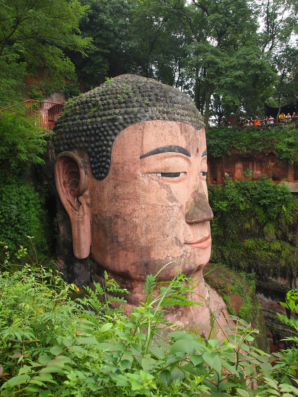 buddha head leshan chengdu free photo