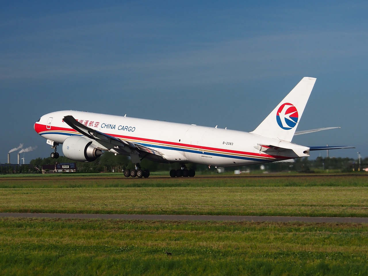 china cargo airlines boeing 777 aircraft free photo
