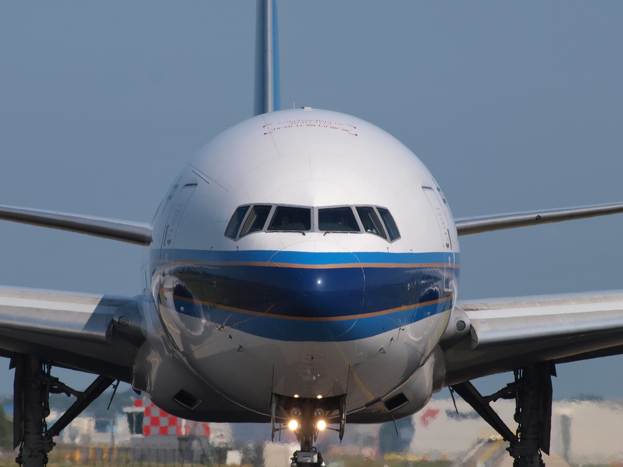china southern airlines boeing 777 aircraft free photo