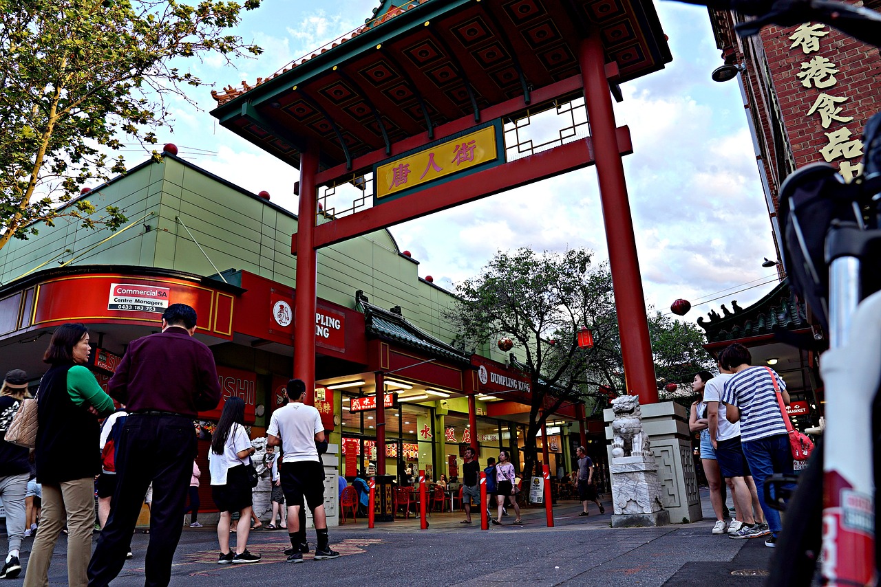 chinatown welcome gate noisy free photo