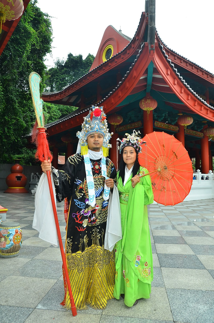 chinese temple costumes free photo
