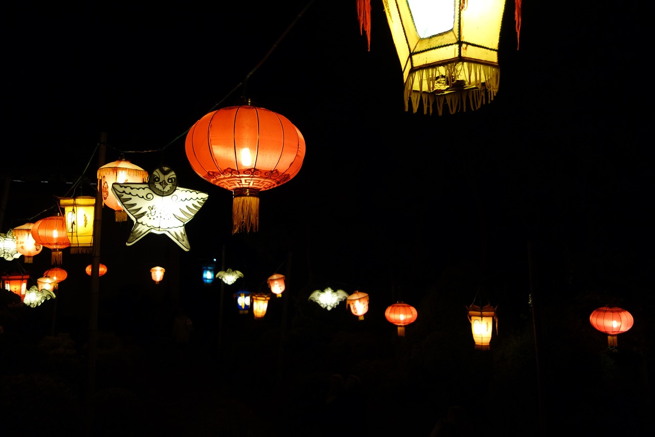 chinese lanterns night garland free photo