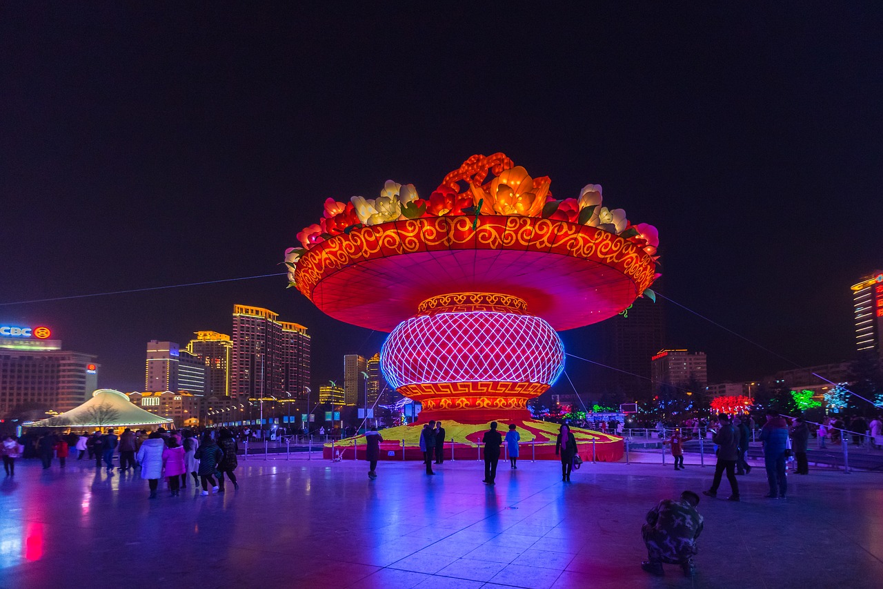 chinese new year xining center square lantern baskets free photo