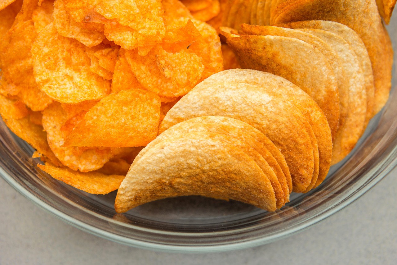 chips snack pringles free photo
