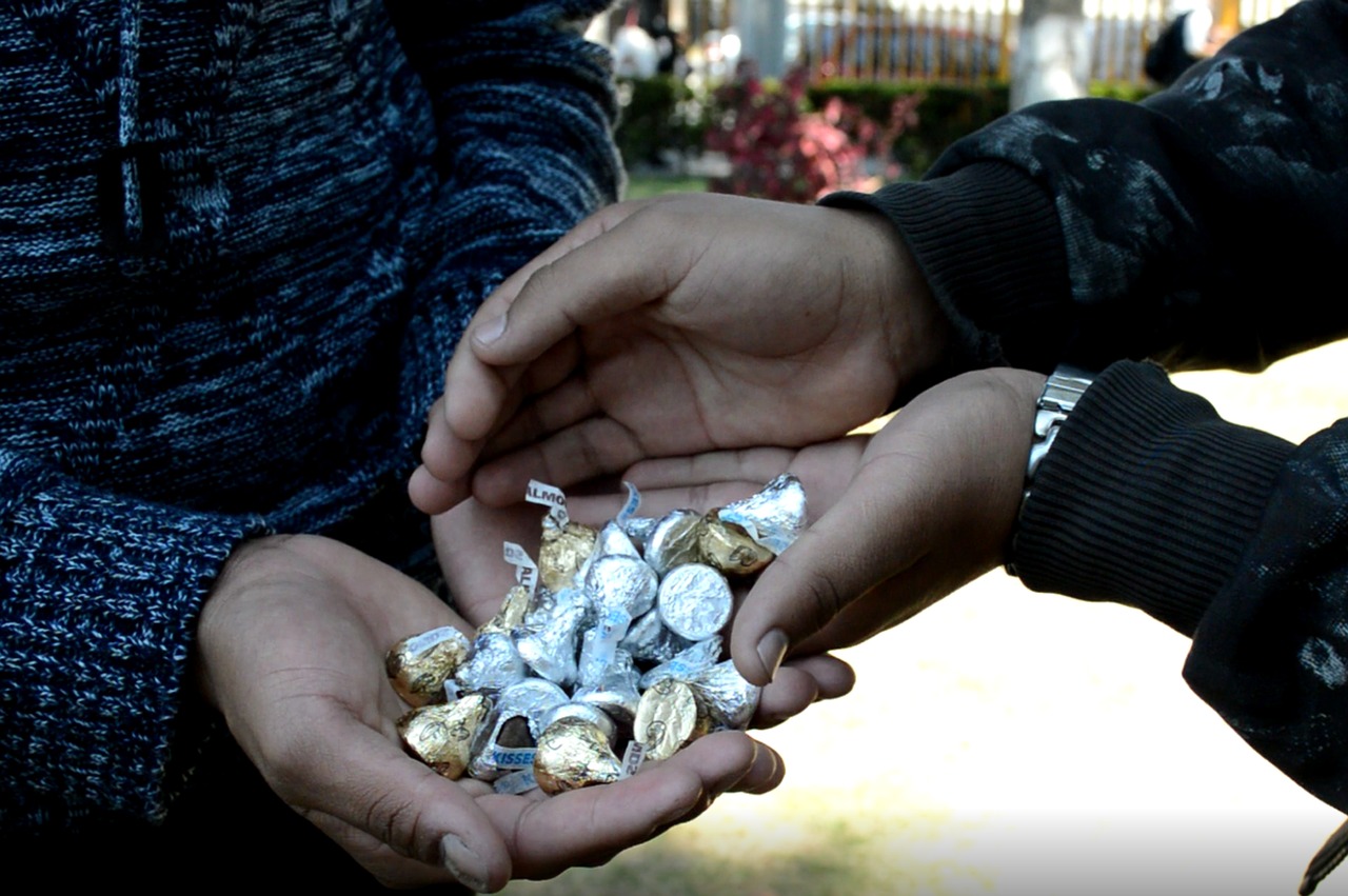 chocolate  gift  hands free photo