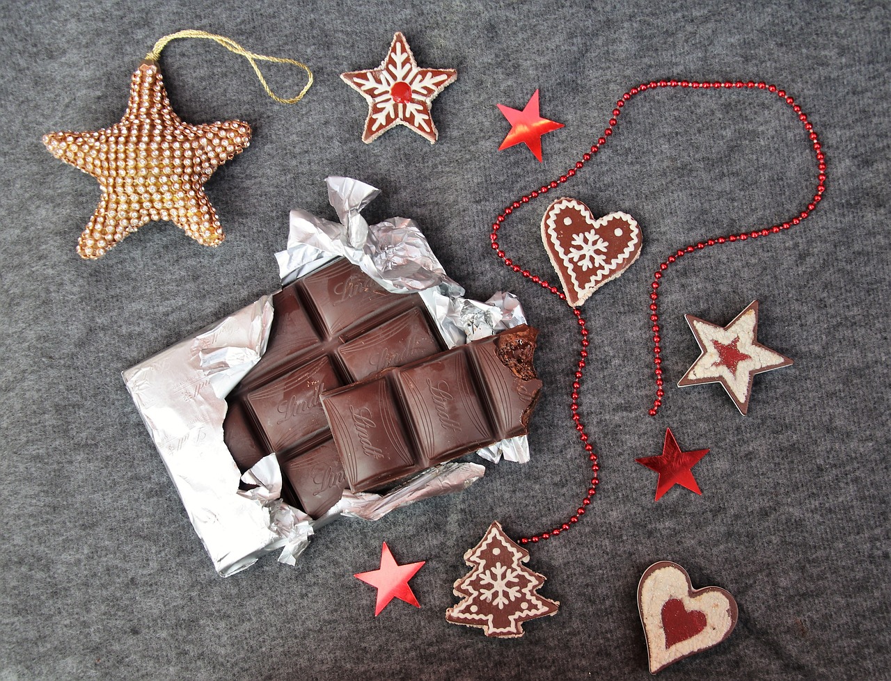 chocolate  sweet  asterisk free photo