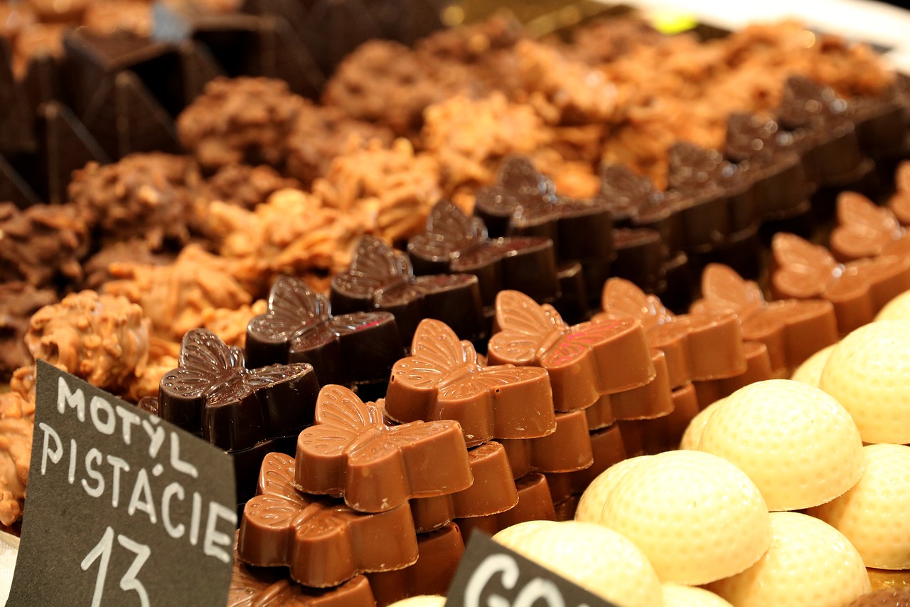 chocolate  candy  pralines free photo
