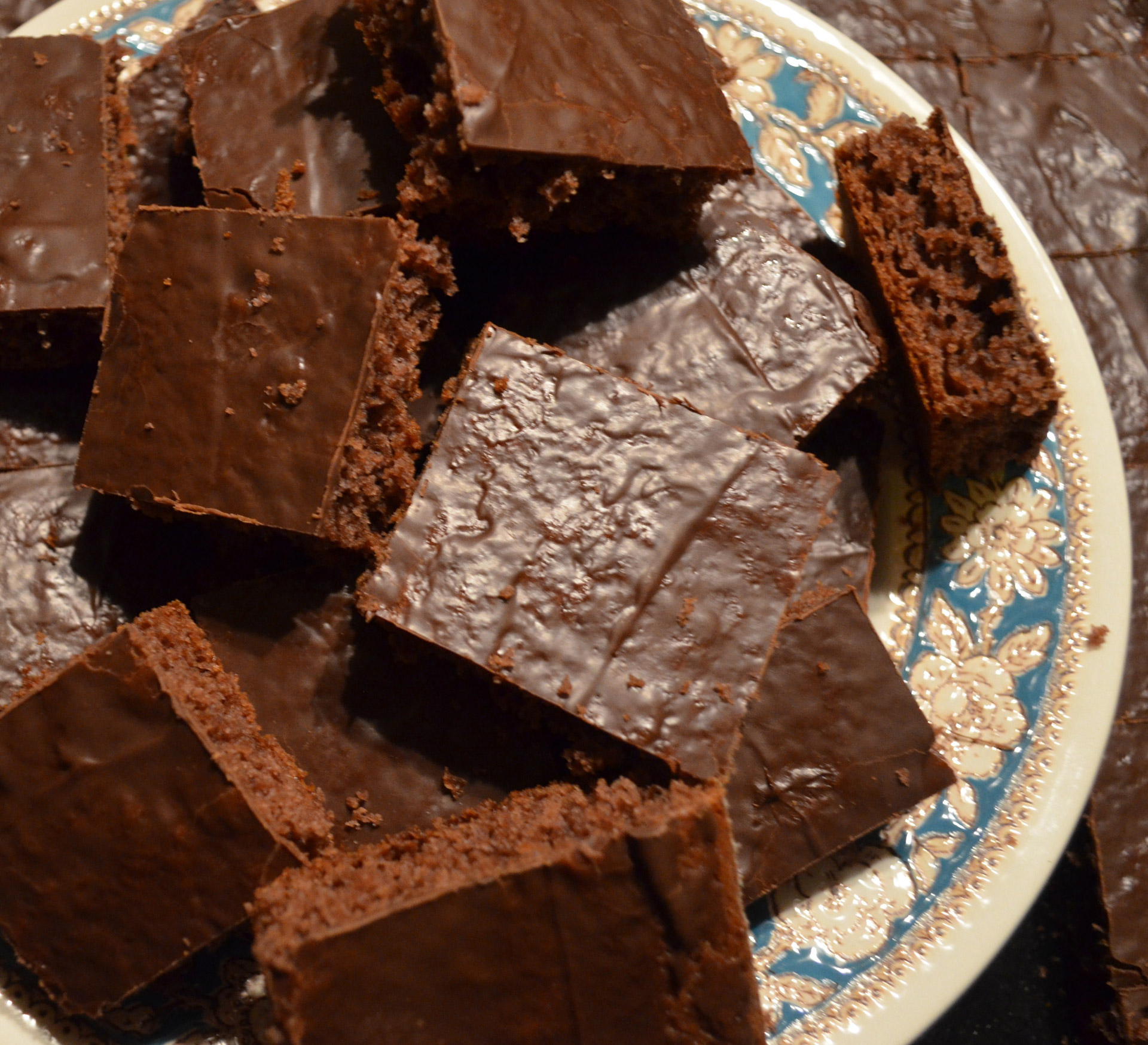 chocolate cake baking free photo