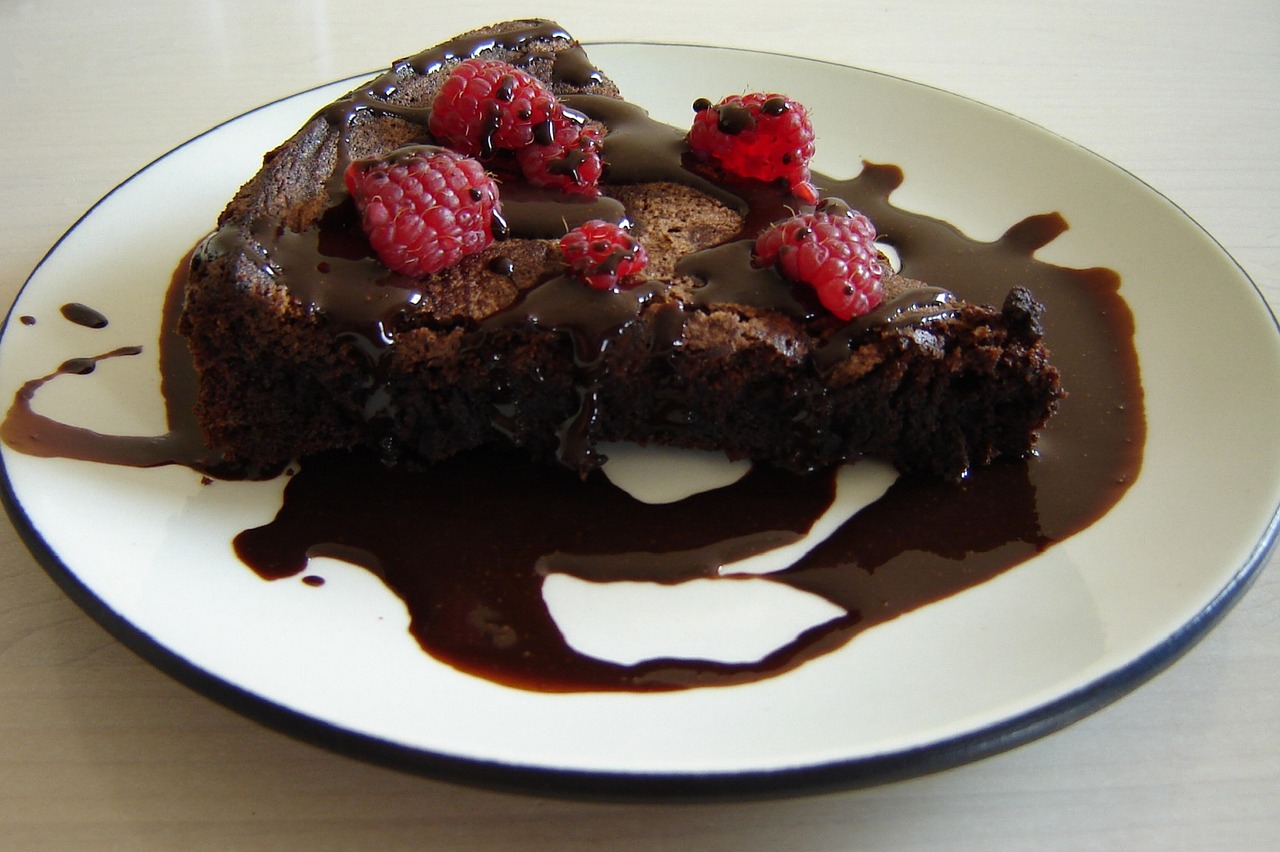 chocolate cake torte sweet free photo