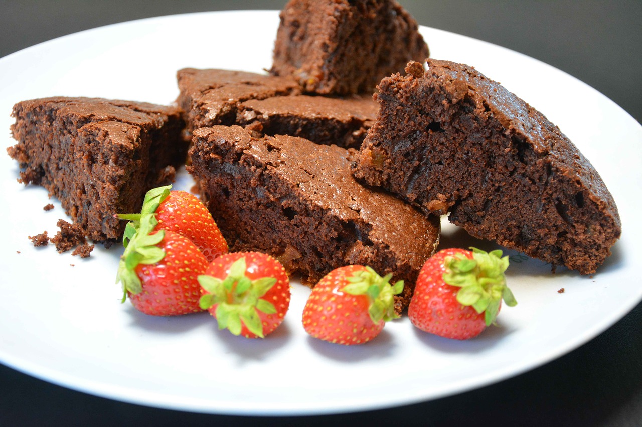 chocolate cake dessert food free photo