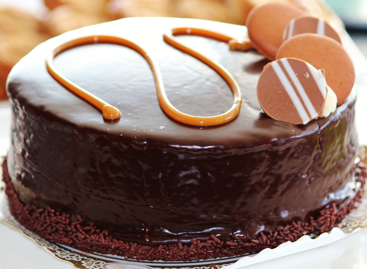 chocolate cake sweet chocolate free photo