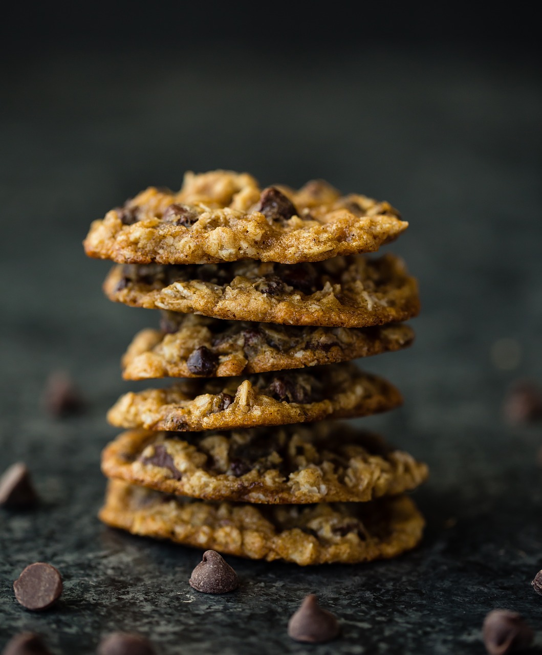 chocolate chip cookies food free photo