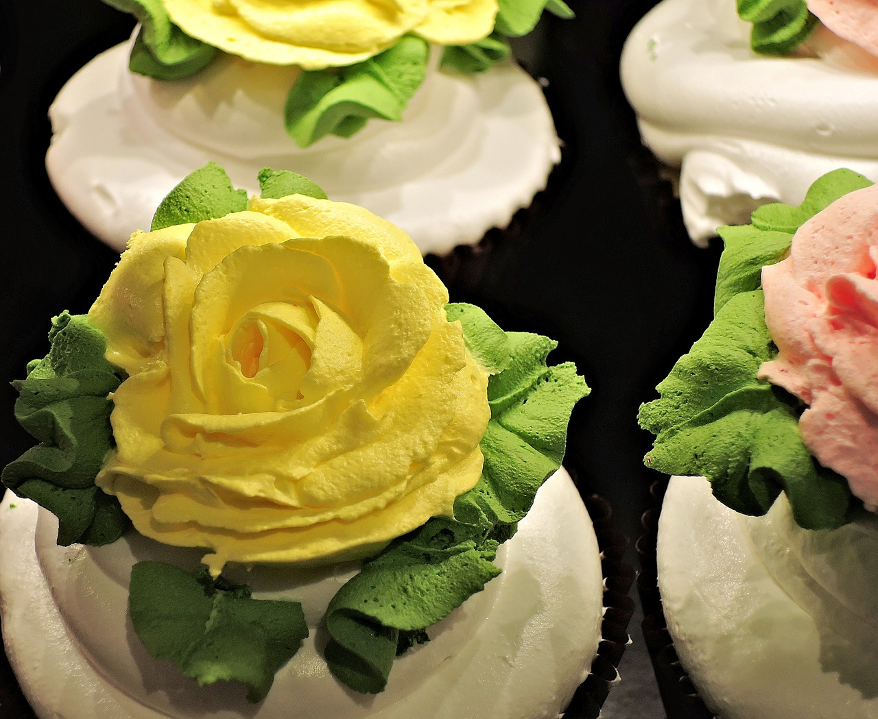 chocolate cupcakes whipped cream sugar roses free photo