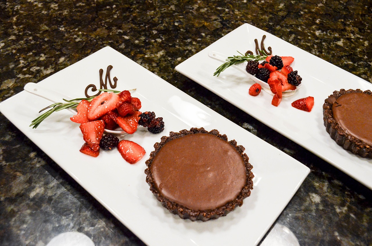 chocolate tarte  dessert  fancy free photo