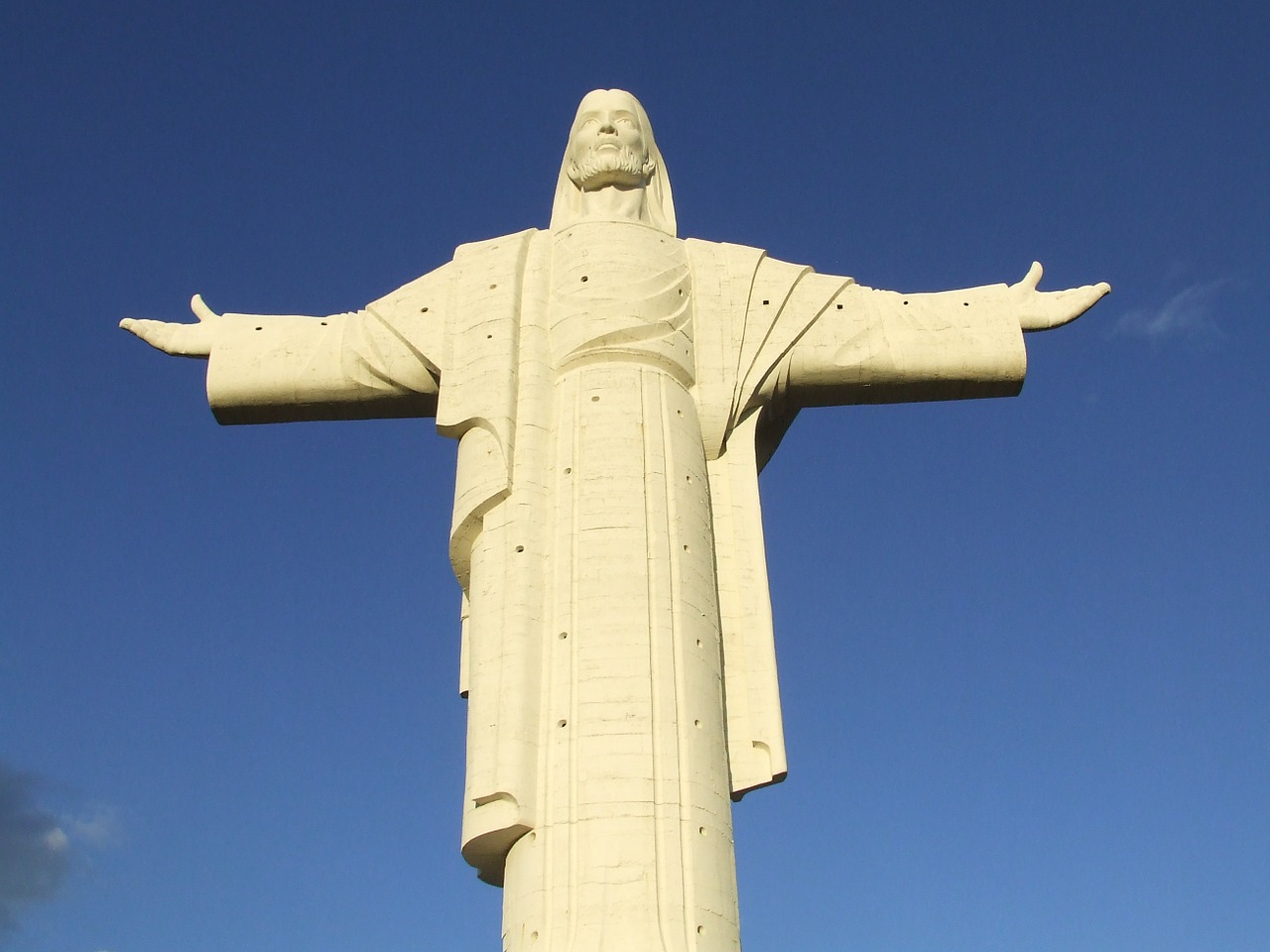 christ christ statue cross free photo