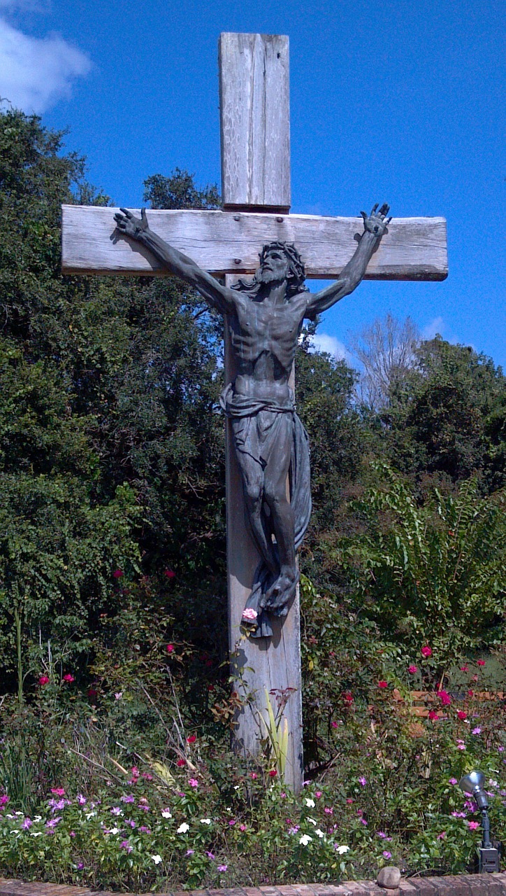 christ crucifix san pedro center free photo