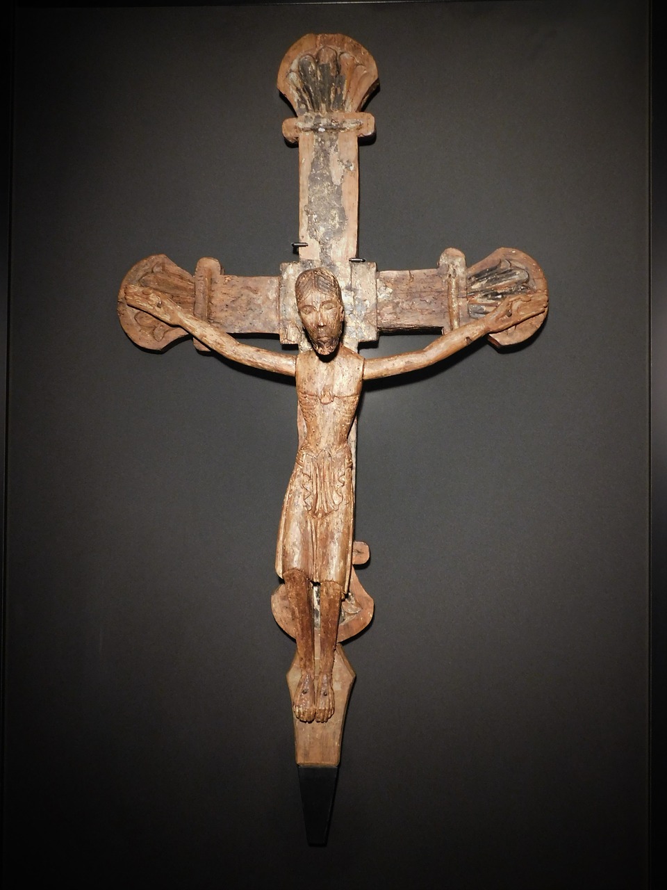 christ romanesque carving wood the twelfth century free photo