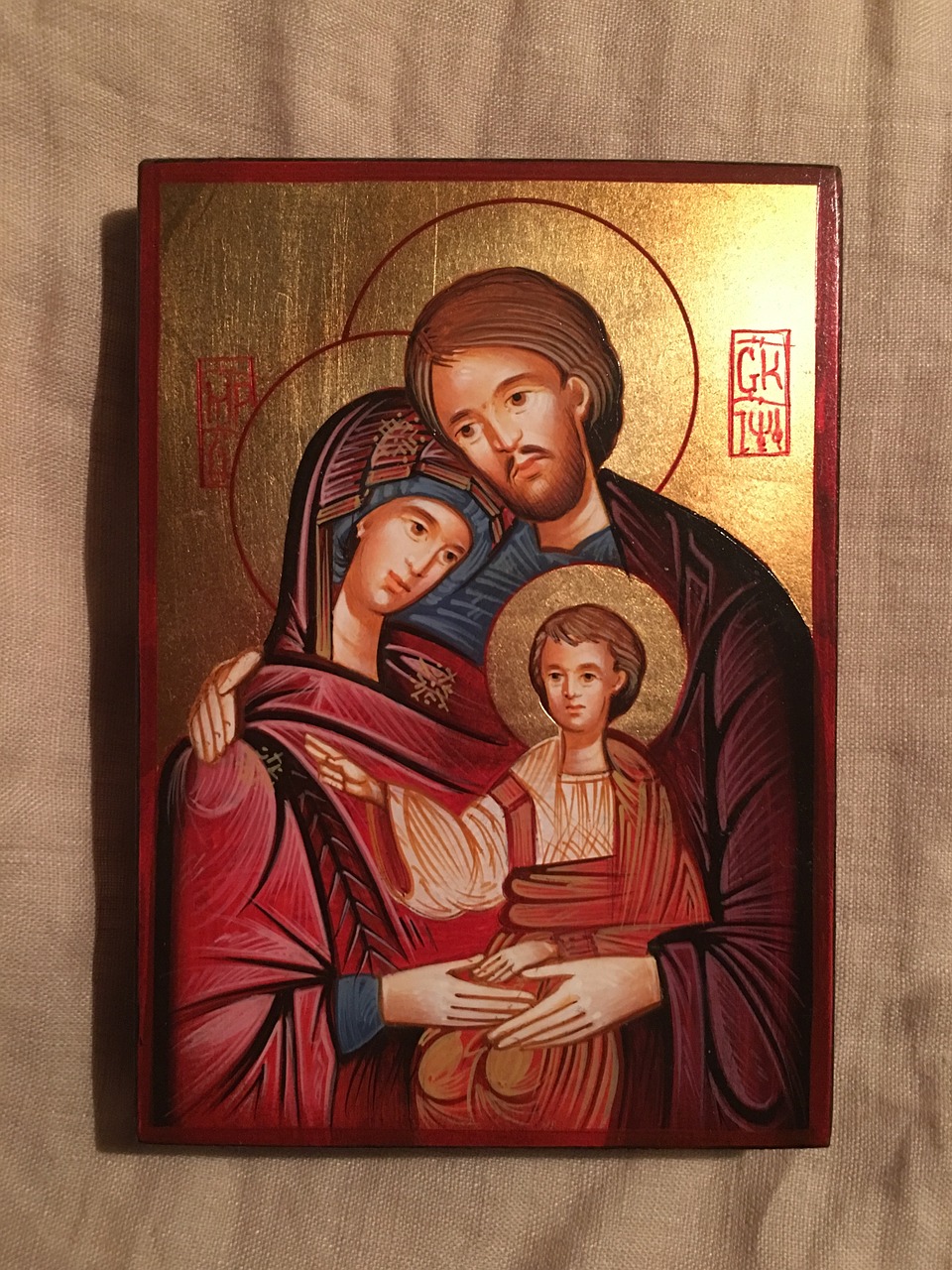 christian icon the holy family free photo