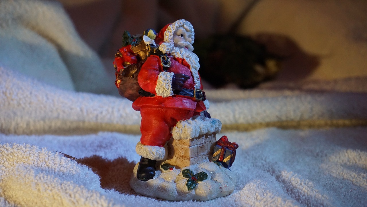 christmas santa claus gifts free photo