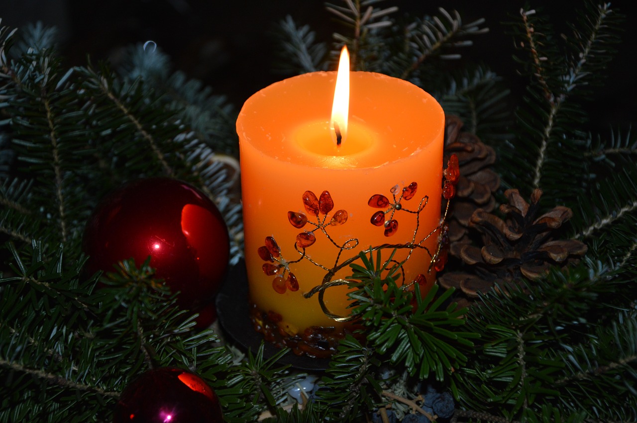 christmas advent christmas flower arrangement free photo