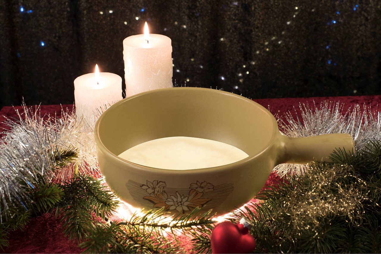 christmas eat fondue free photo