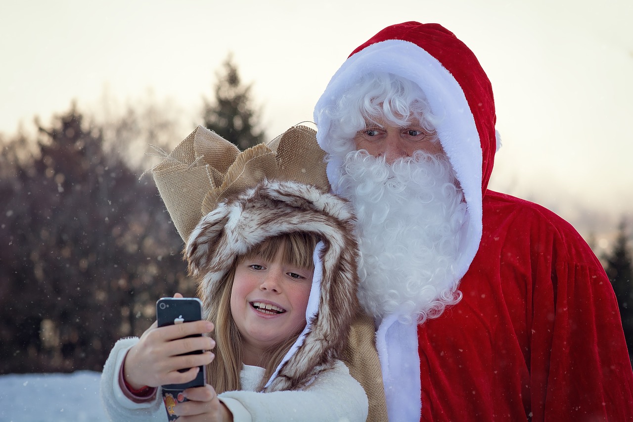 christmas santa claus caught free photo