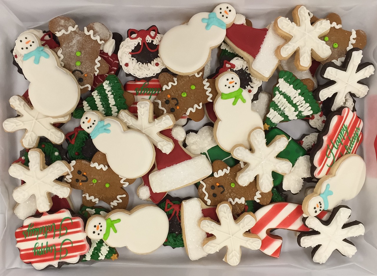 christmas cookies snowman free photo