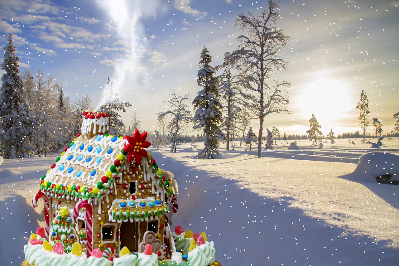 christmas gingerbread house snow free photo