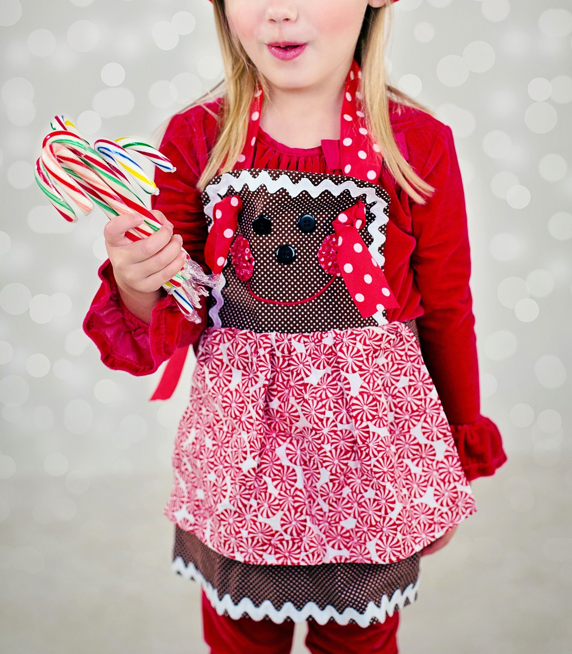 christmas little girl baker free photo