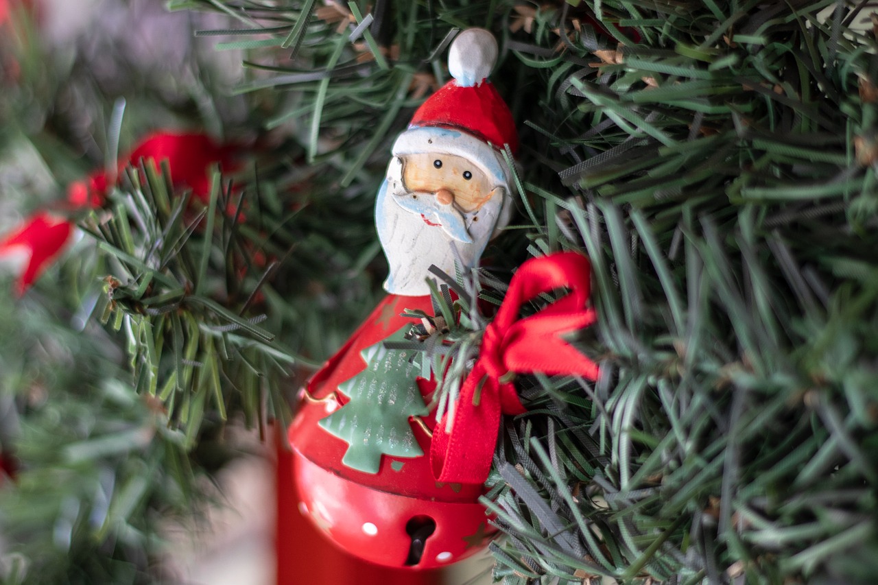 christmas  santa  decoration free photo