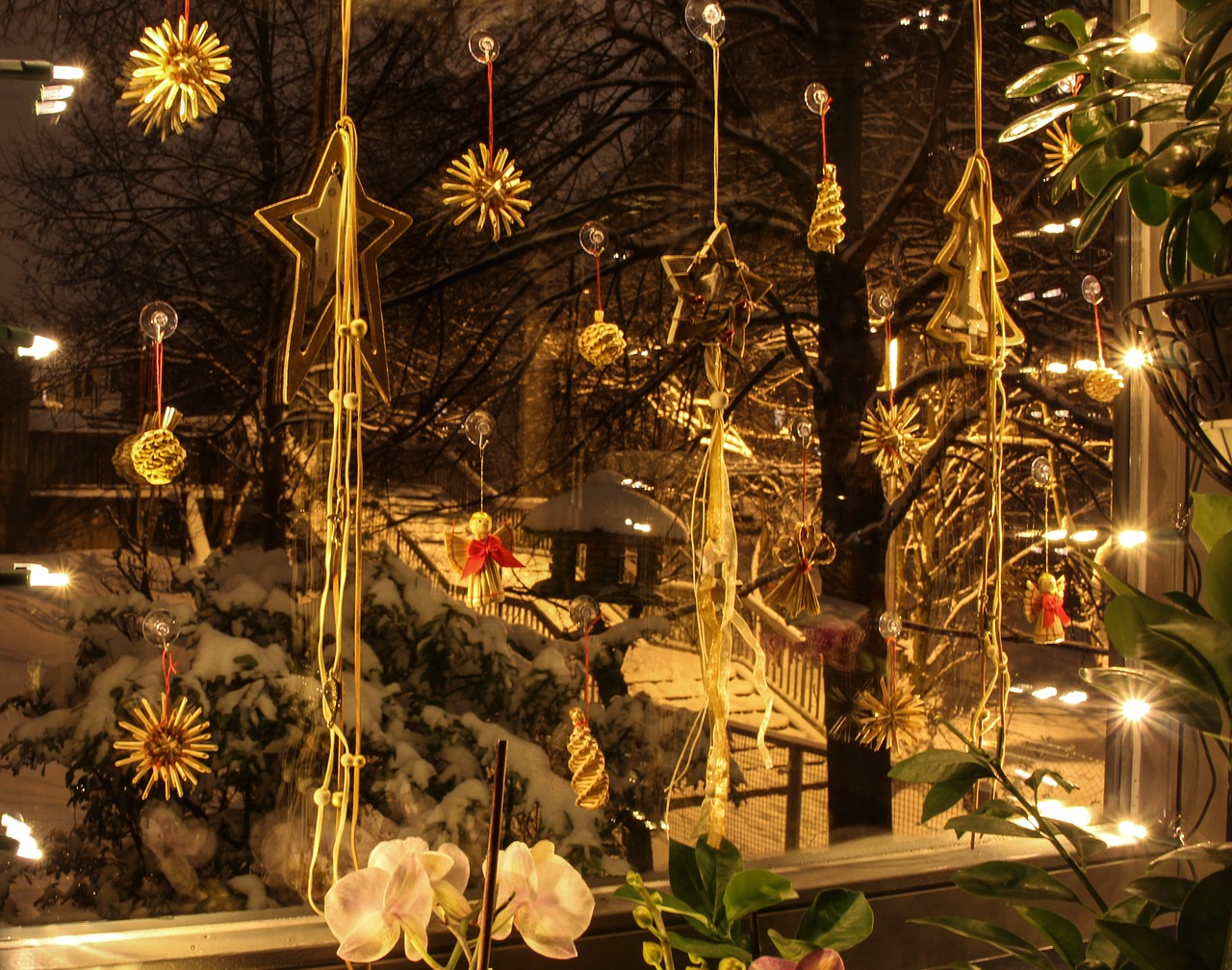 christmas decoration window free photo